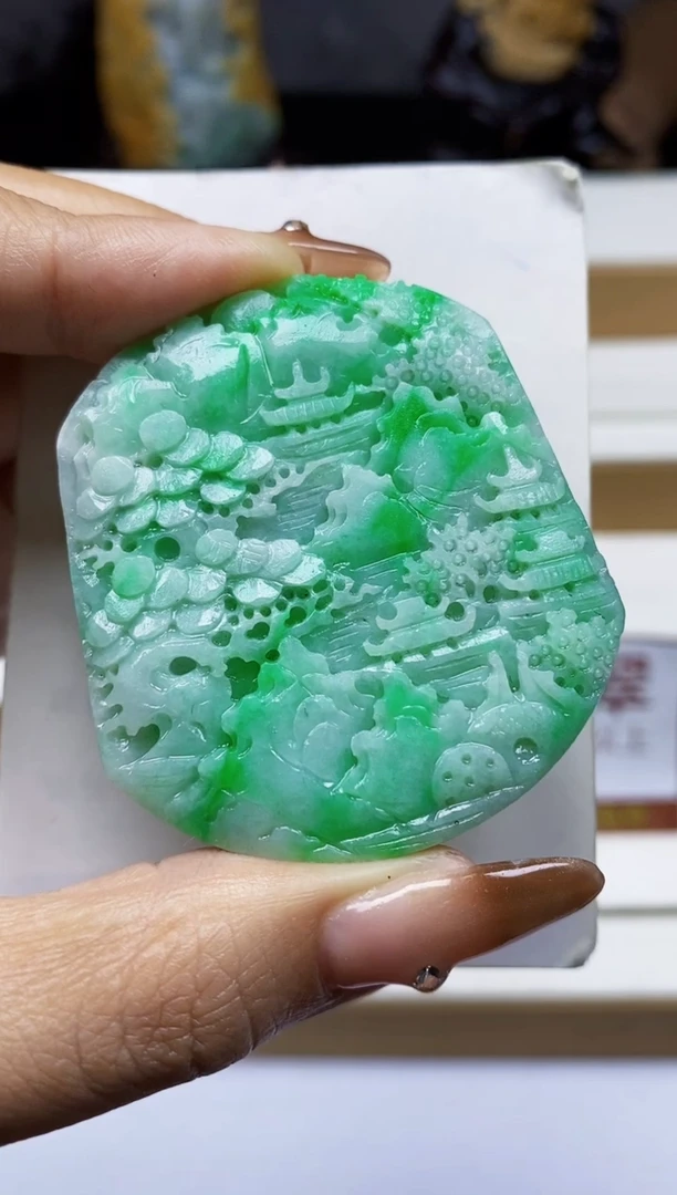 颈饰未镶嵌翡翠翡翠A货