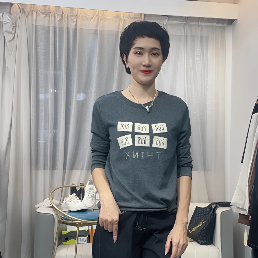 【晓琳现货】2513 烫钻时尚上衣长袖女显瘦上衣