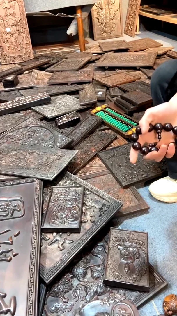 【闪购商品】木紫檀雕刻一物一拍一直播为准
