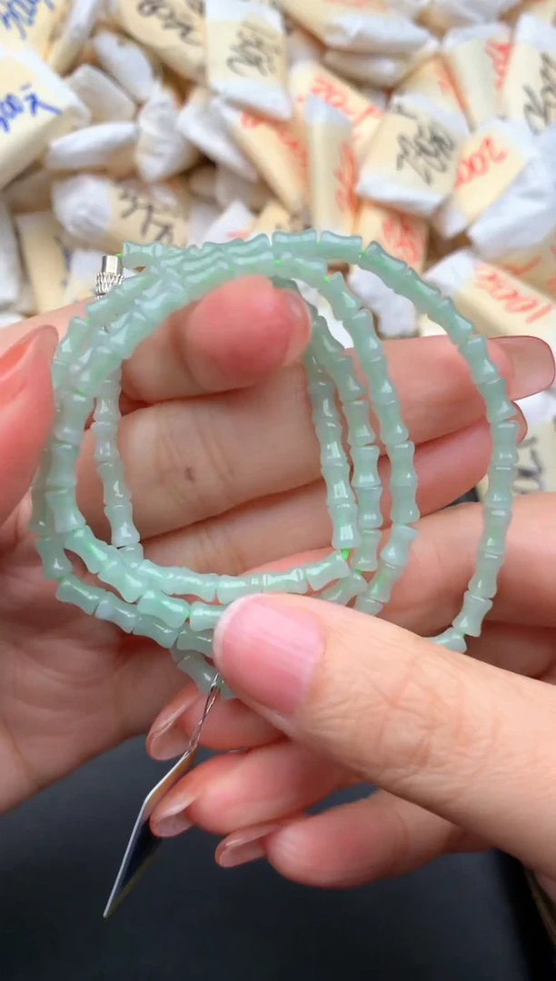 未镶嵌挂件翡翠一