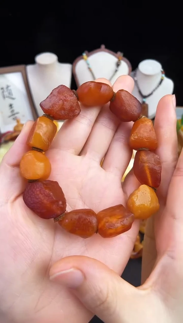 琥珀未镶嵌珠宝奇石柒月