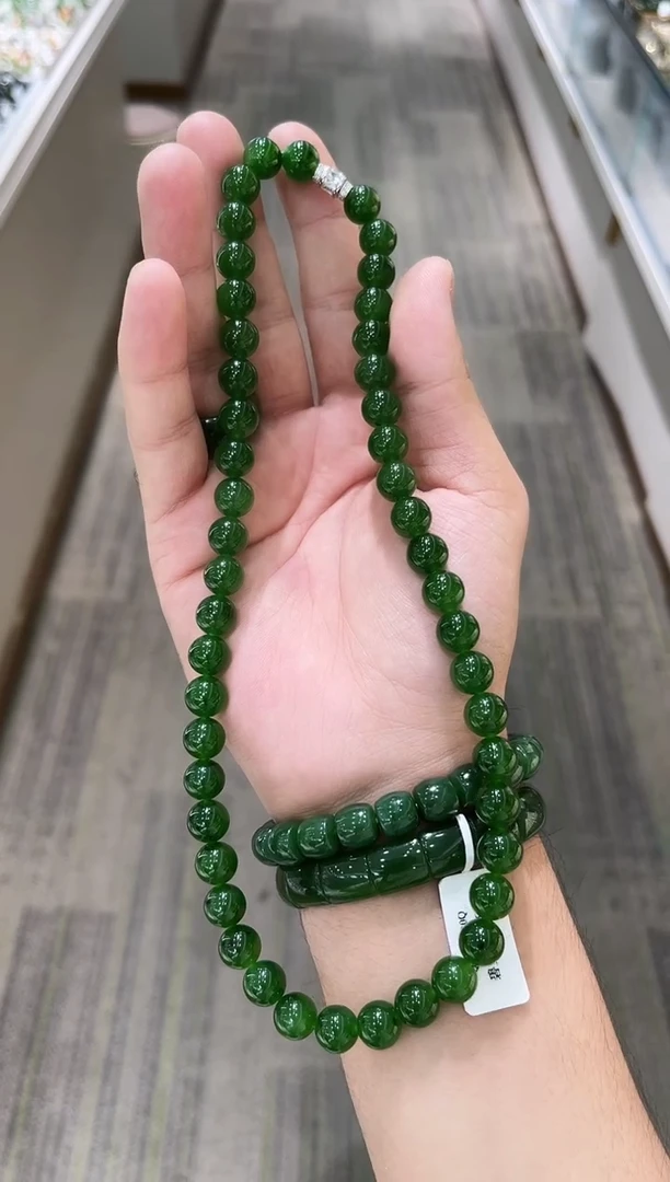 颈饰未镶嵌和田玉小艾多样性发货拍一发一