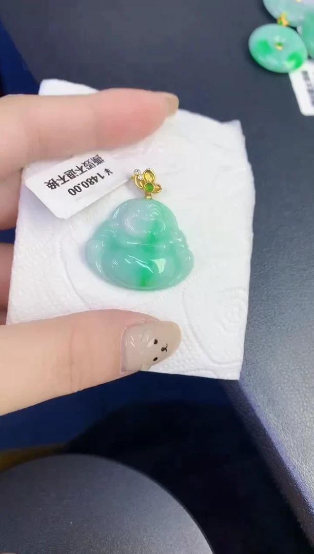 颈饰未镶嵌翡翠缅甸天然翡翠A货