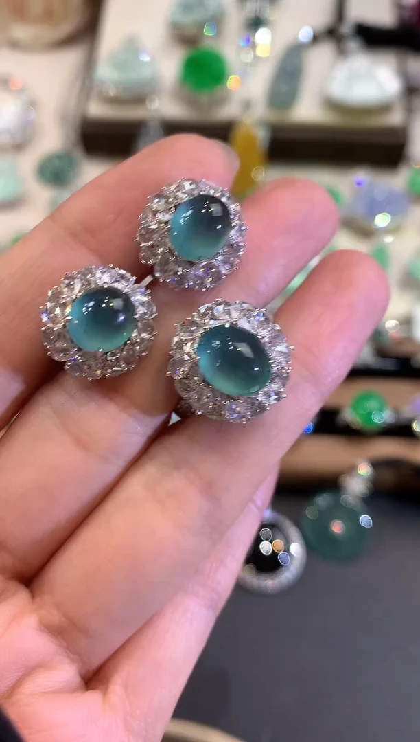 18K金镶嵌戒指翡翠d****8w39  套装