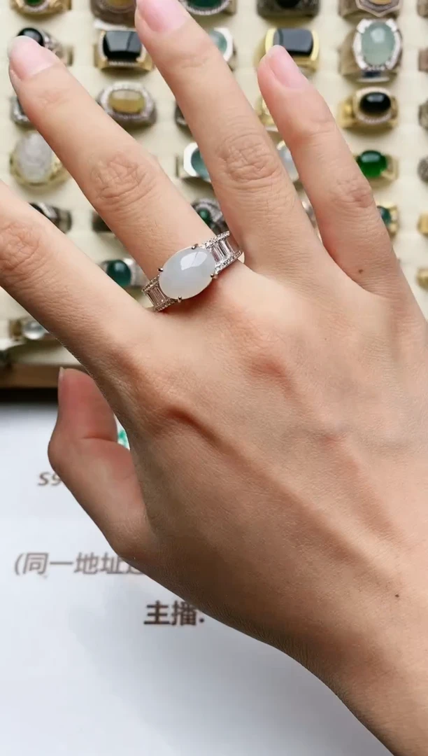 翡翠戒指银S925镶嵌天然翡翠男戒