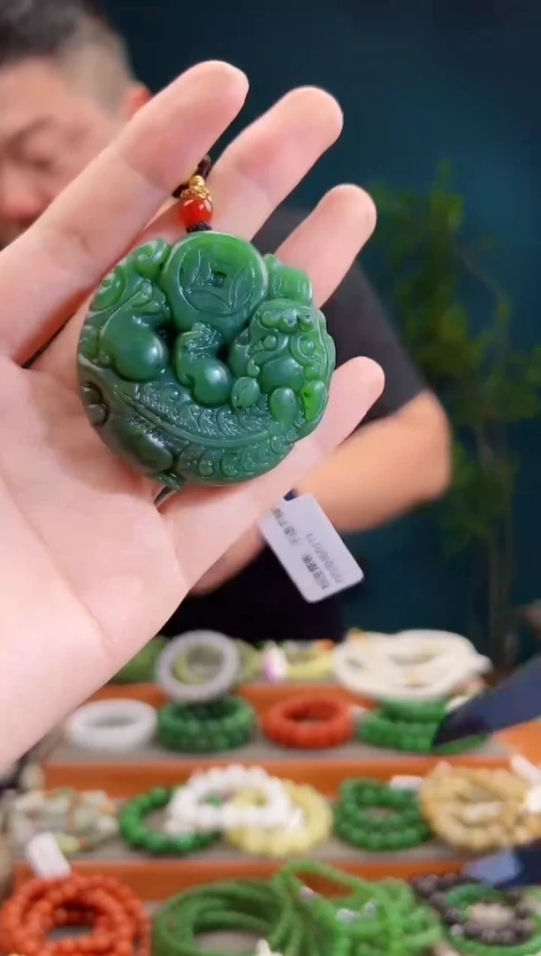 颈饰未镶嵌和田玉多样性发货 拍一单发一个