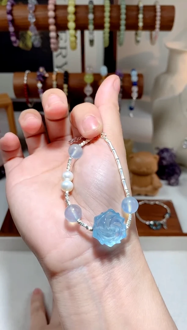 海蓝宝石手链银S925镶嵌海蓝宝玫瑰花碎银手链 多样性发一