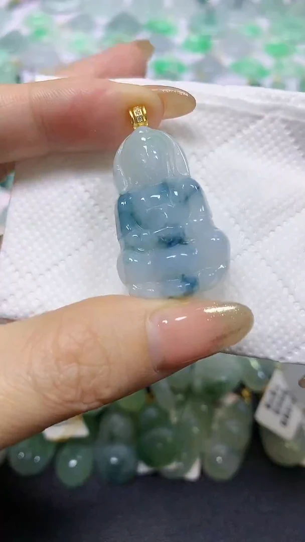 颈饰未镶嵌翡翠A货