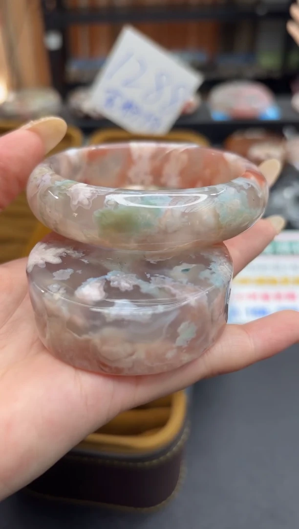 未镶嵌手镯石英质玉C238(60圈赠送镯心)