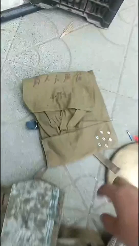 巴***爸书包00000000