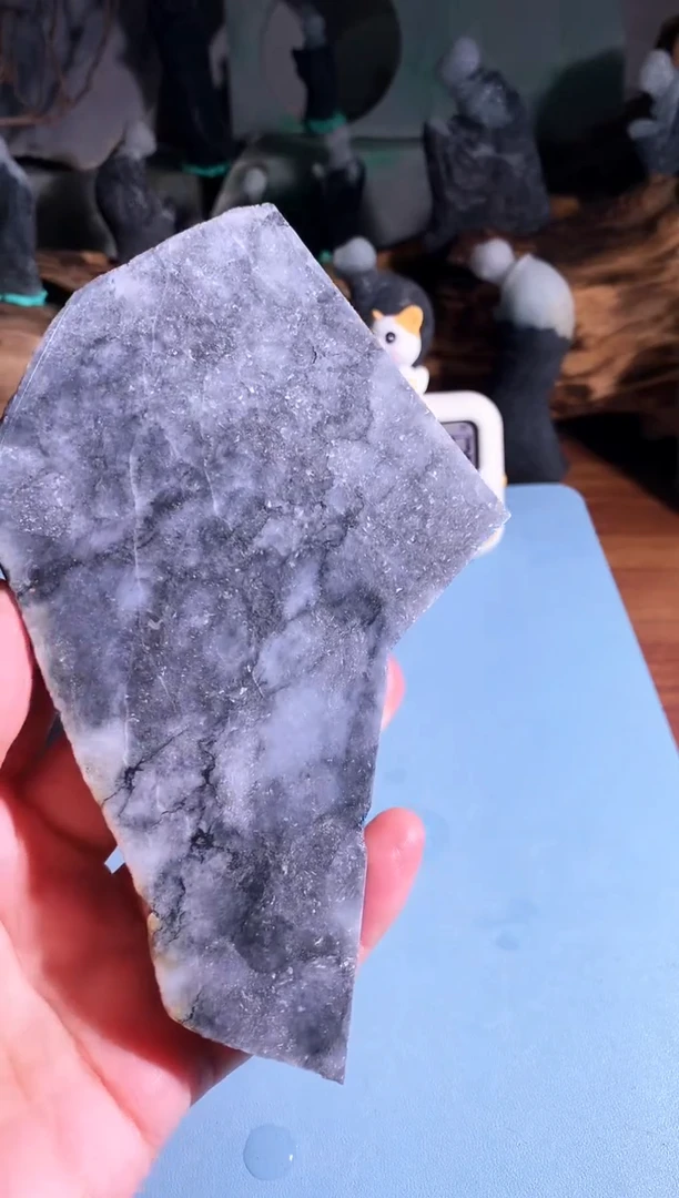 翡翠未镶嵌吊坠(不含链)皓*B921