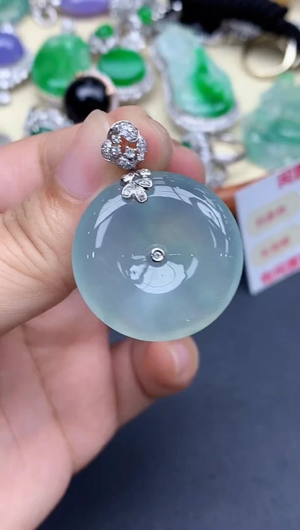 颈饰18K金镶嵌翡翠447-中国好珍宝