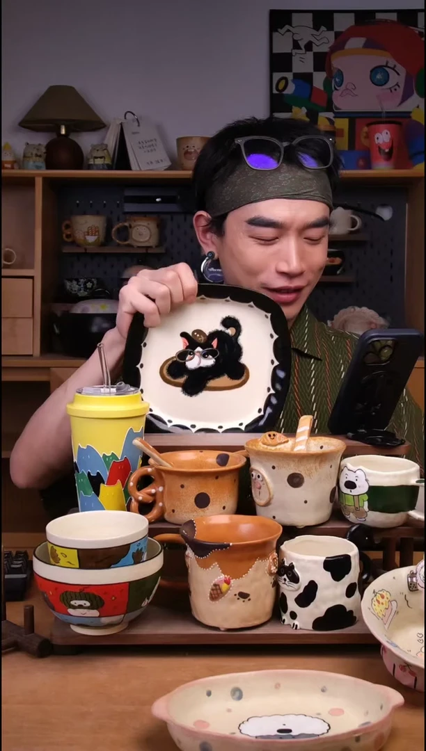 盘景德镇可爱设计师款陶瓷