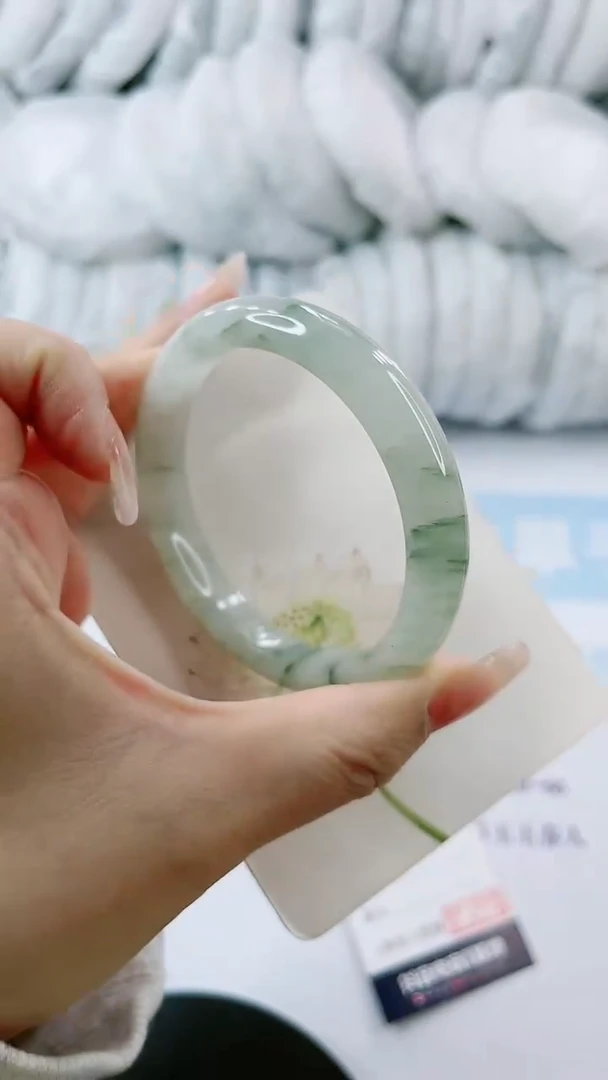 【闪购商品】石英质玉手镯未镶嵌0229739847-多样性发货