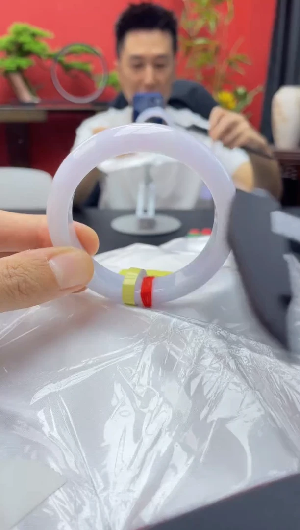 未镶嵌手镯翡翠8