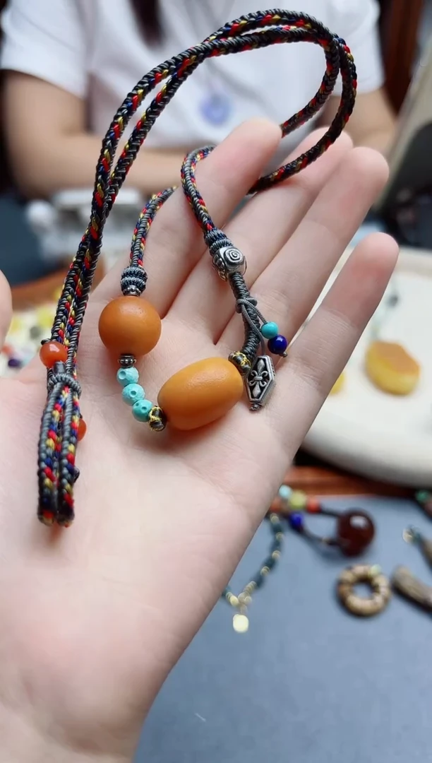 未镶嵌颈饰蜜蜡蜜蜡枣珠吊坠YX