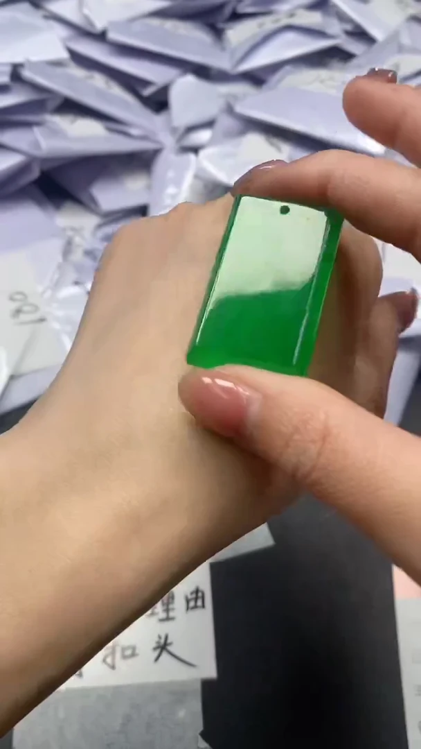 高端甄选吊坠（一物一图）240
