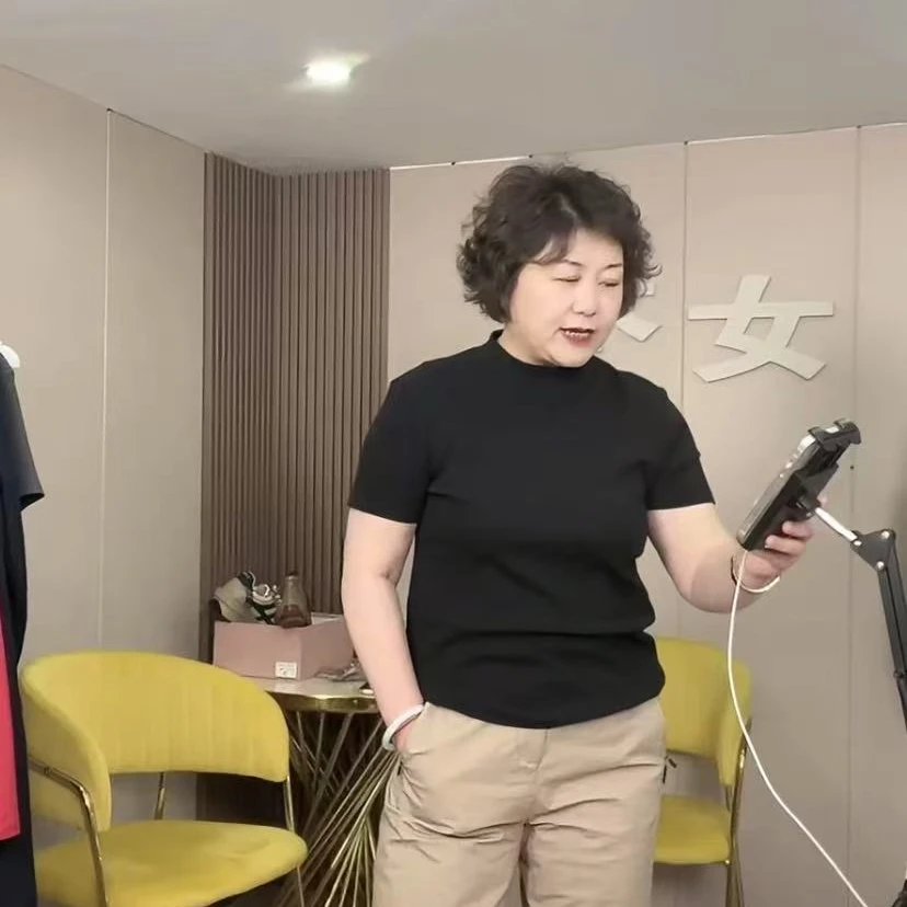 【禾女推荐】9120小寸领柔软亲肤短袖圆领T恤