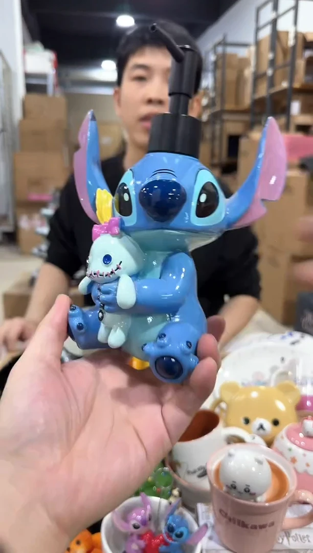 瓷片史迪仔抱阿金按压瓶817-11孤品默认微瑕不退不换