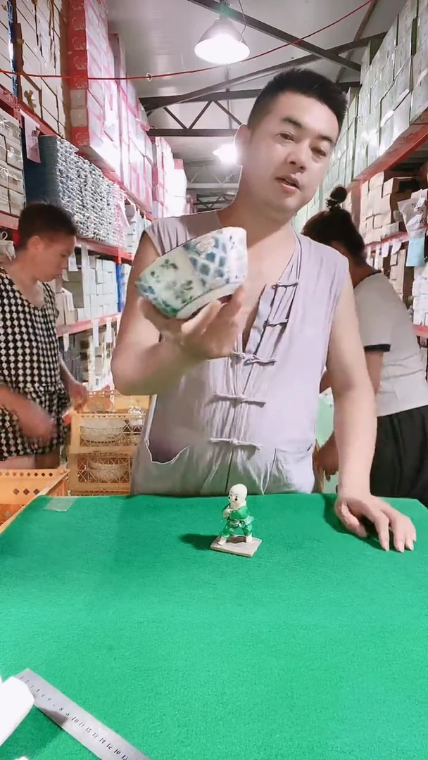瓷片碗碟好物一件不留@@1