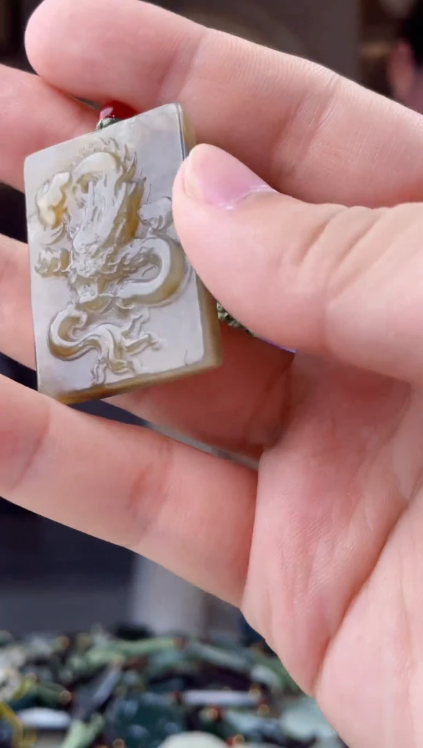 颈饰未镶嵌和田玉拍一发一，多样性发货