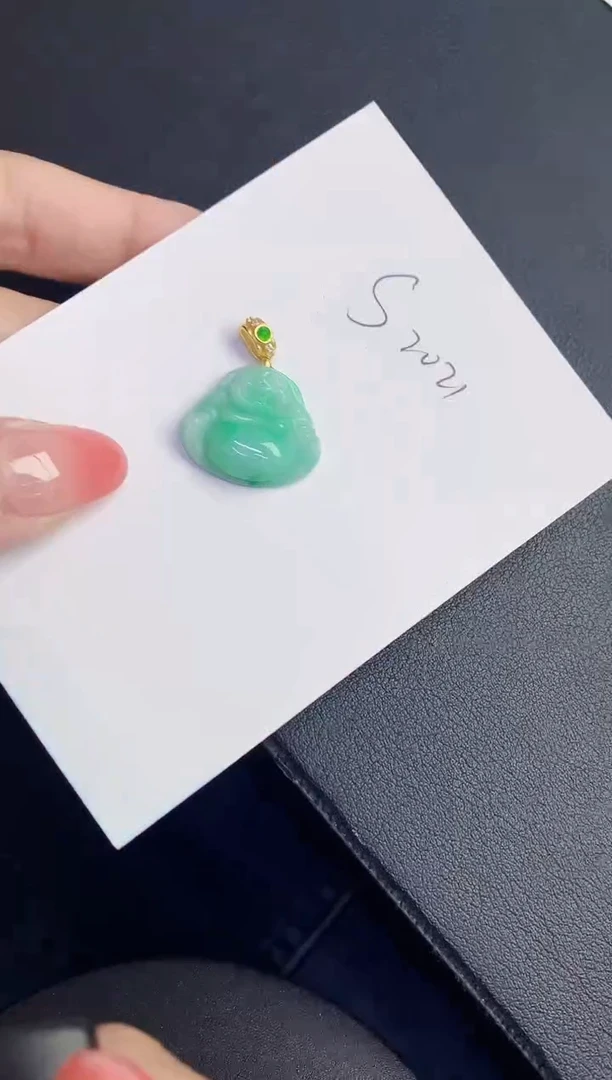 翡翠未镶嵌颈饰缅甸天然翡翠A货