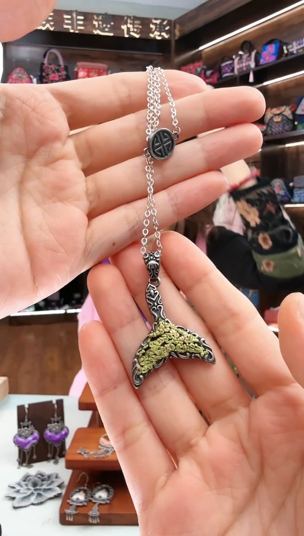 【闪购商品】织绣112蚩梦苗族古绣