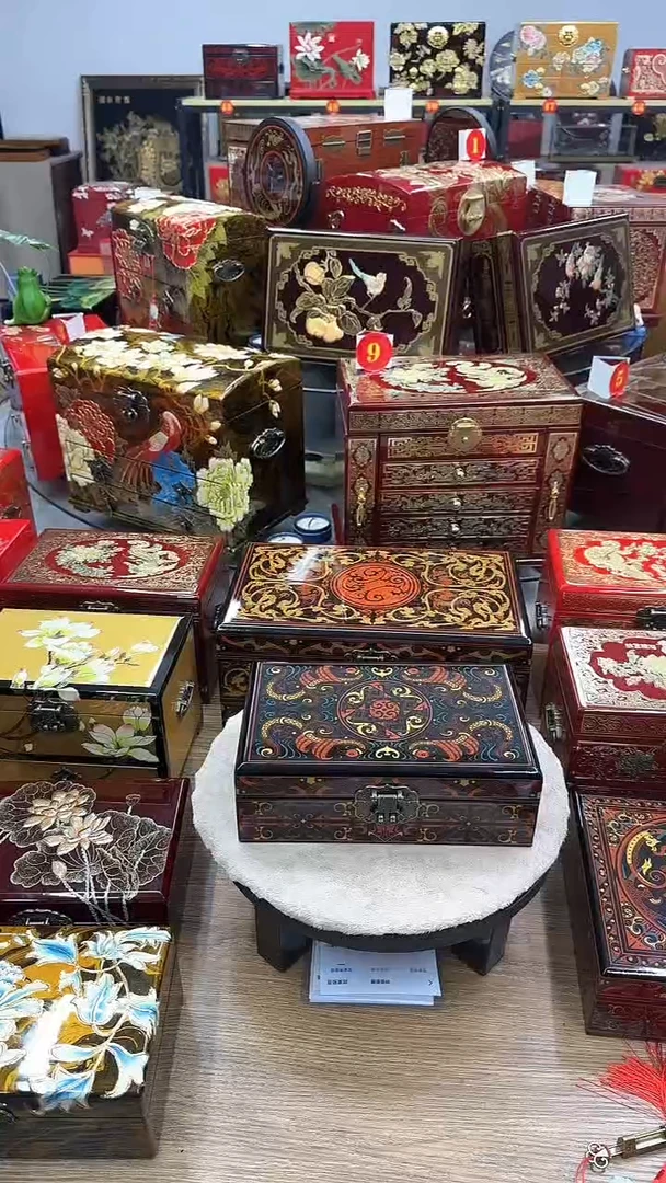 【闪购商品】23黑底双层手推漆宫廷汉文收藏看款