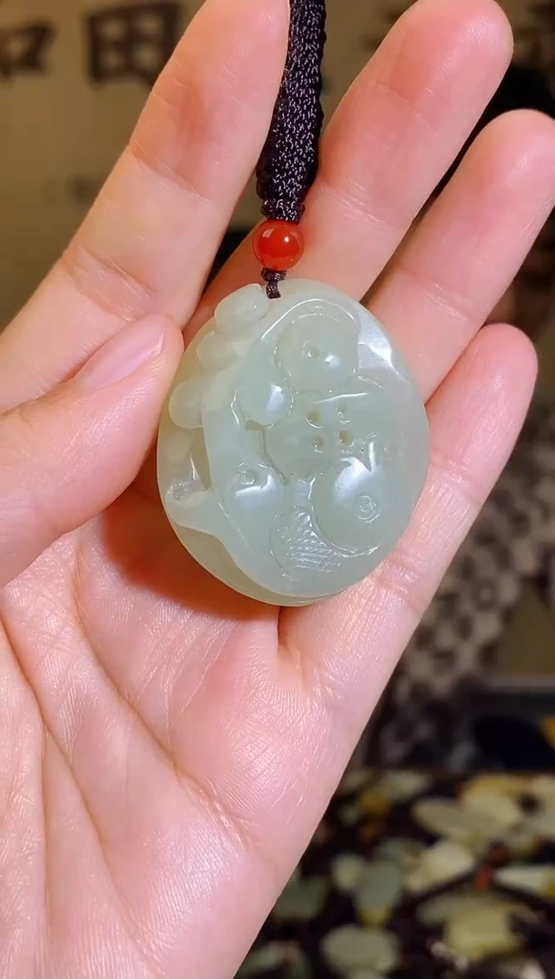 颈饰未镶嵌和田玉1