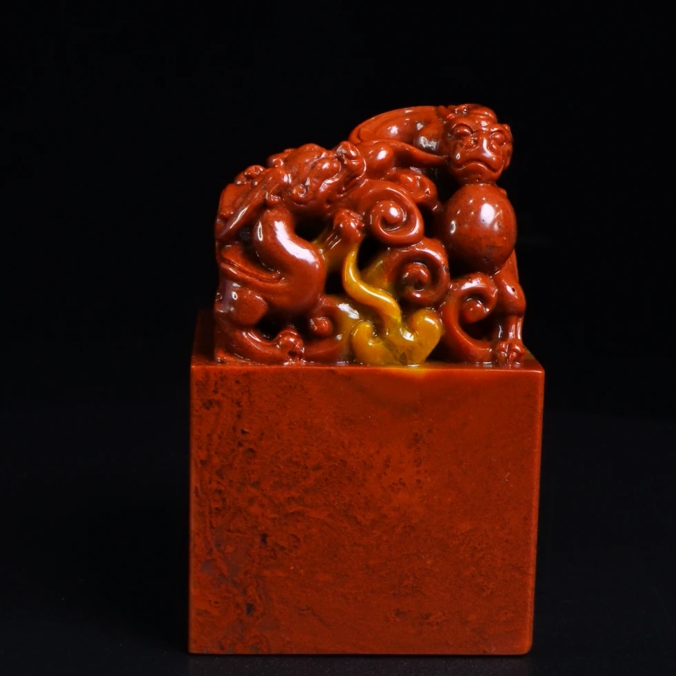 38寿山石高山石螭龙纳福印章433.6克5.3x5.2x8.2，29V