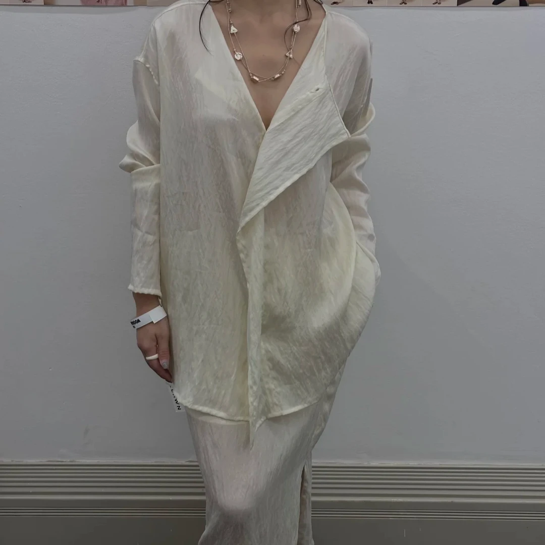 以类设计师品牌THE LAWN凉感松弛长袖衬衫简约森系上衣46307