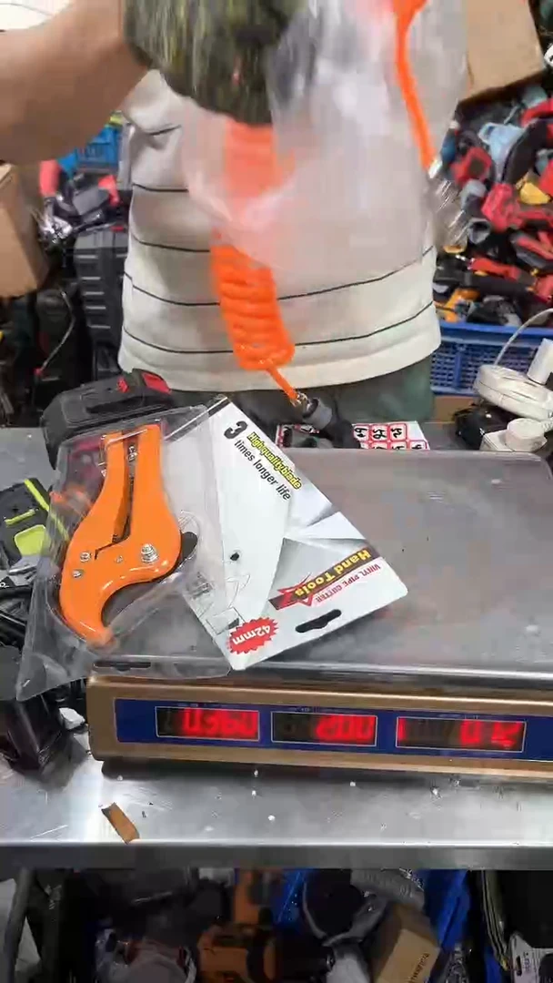 15.二手电动工具(直播为准)无电池无运险49