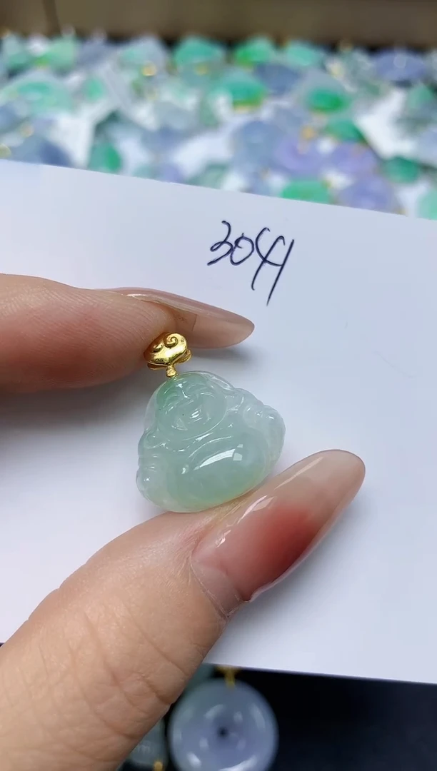 翡翠未镶嵌颈饰 天然缅甸翡翠A货