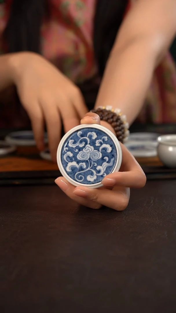 研山琢器蓝地林芝小杯垫