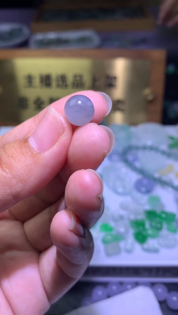 未镶嵌定制翡翠毛货