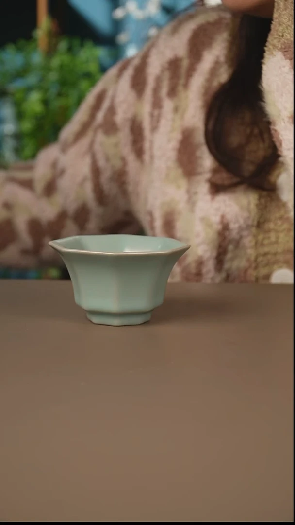 仿古天青不开片八方杯