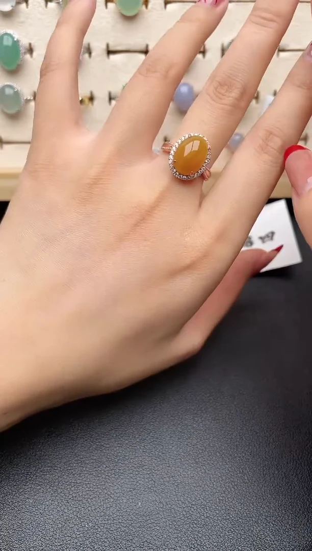 【闪购商品】翡翠戒指银S925镶嵌一物一证一礼盒