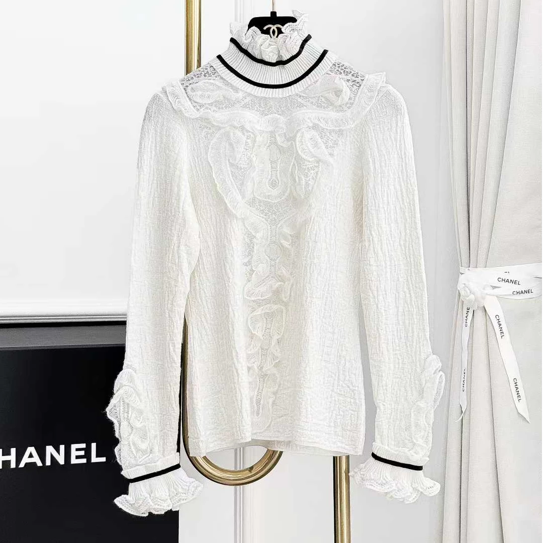 99新 Chanel/香奈儿 36码萨尔兹堡秀款白色黑边木耳边上衣