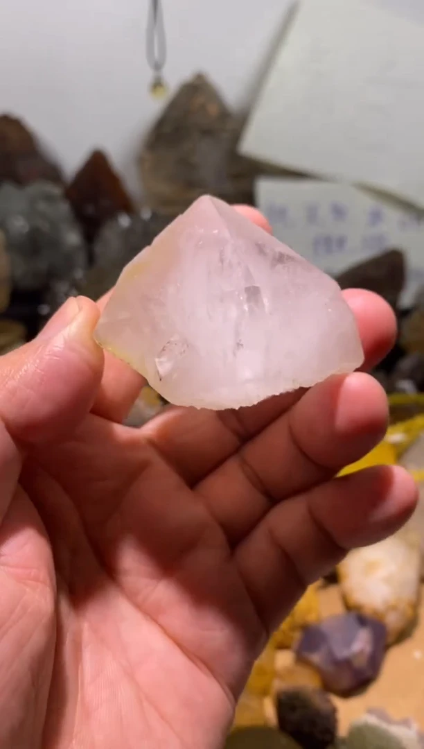 水晶珠宝半成品未镶嵌51号单晶柱+绿帘