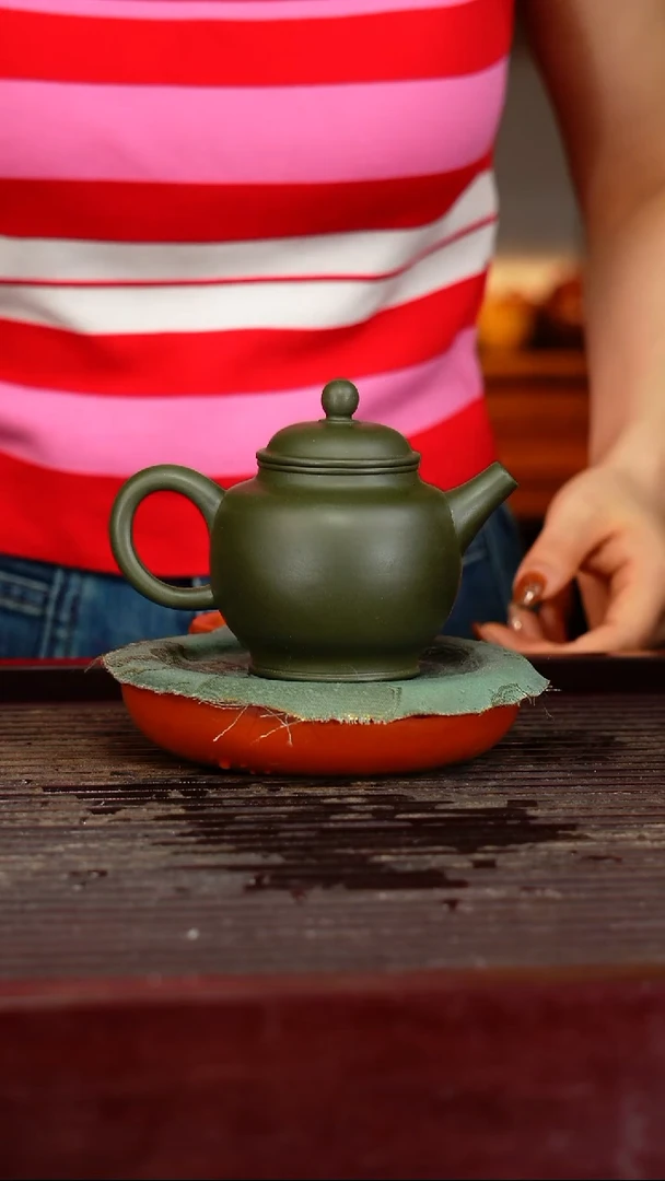 宜兴原矿紫砂壶茶壶宜兴原矿紫砂壶茶壶160C