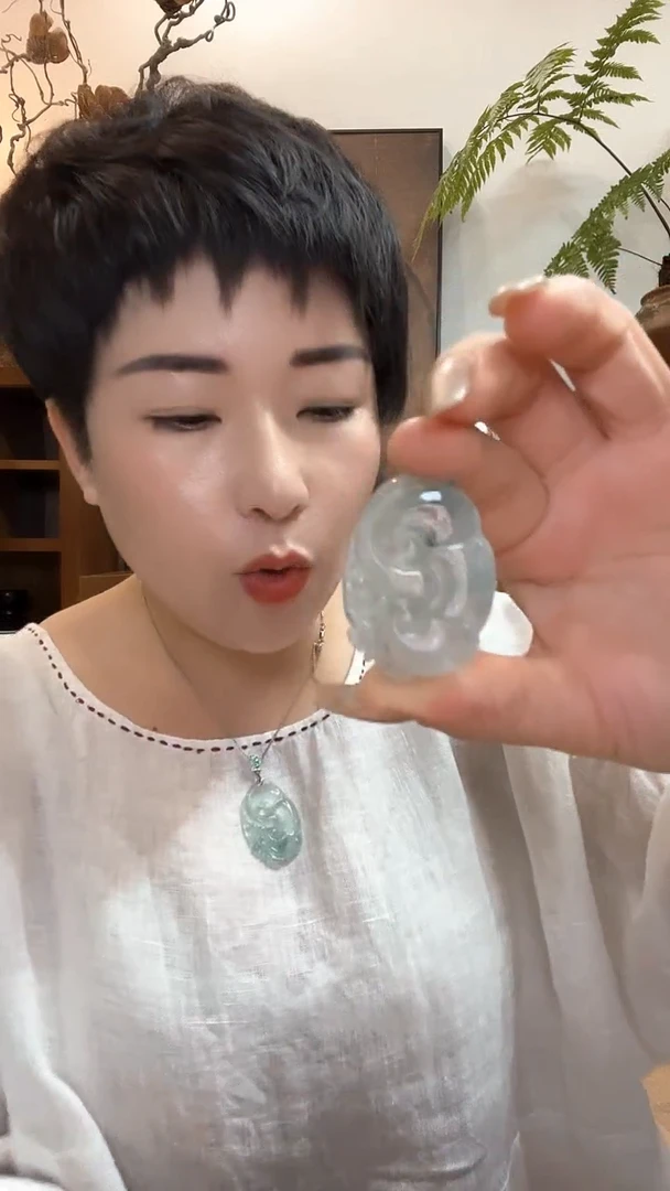 吊坠(赠链)合金翡翠075