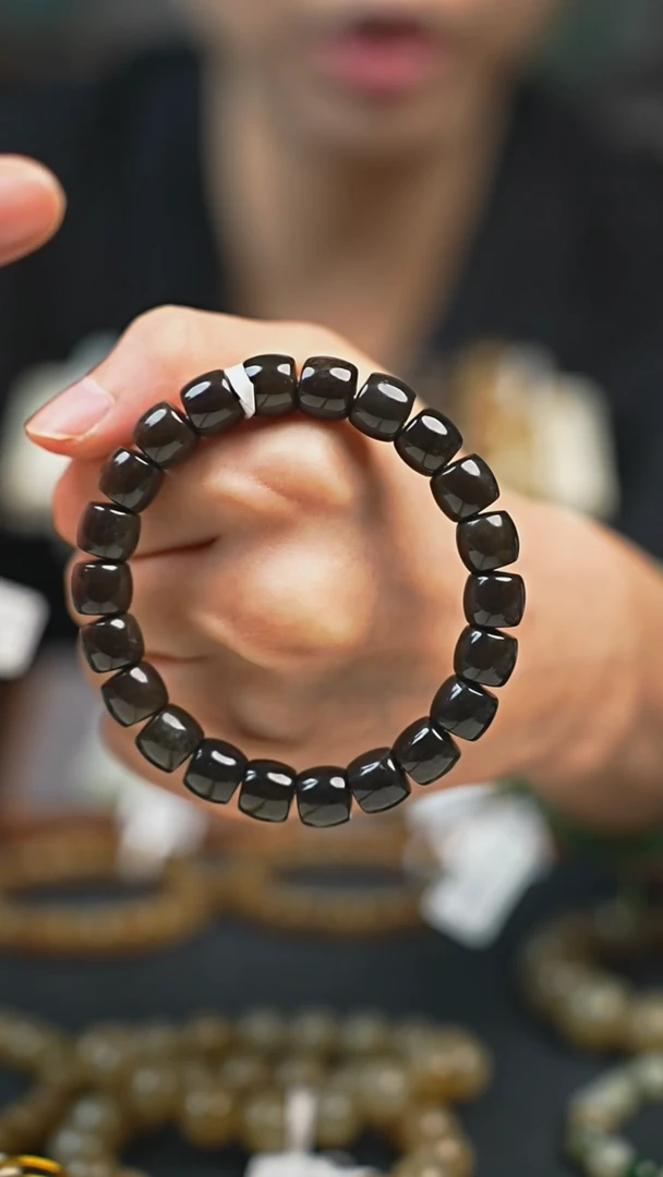 颈饰未镶嵌和田玉拍一发一