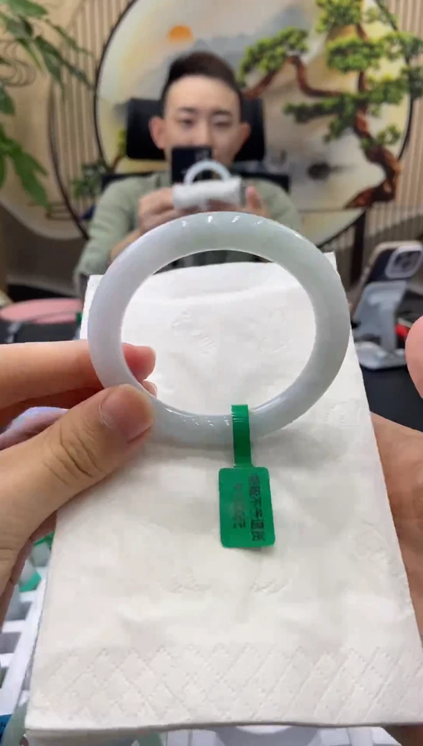 未镶嵌手镯翡翠9605