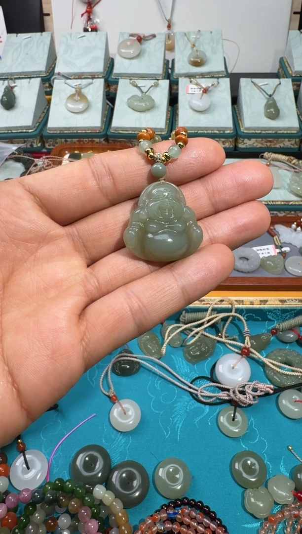 【闪购商品】和田玉颈饰未镶嵌30佛公