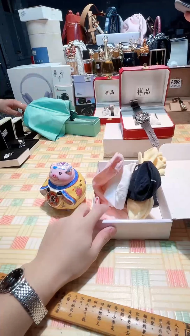 瓷片瓷器 库房到期 全部地板价@@1