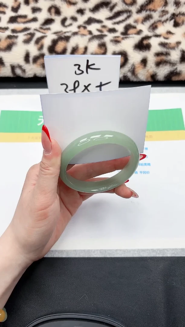 【闪购商品】石英质玉手镯未镶嵌53-60.3