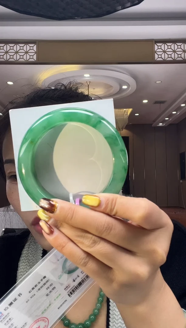 未镶嵌手镯石英质玉60