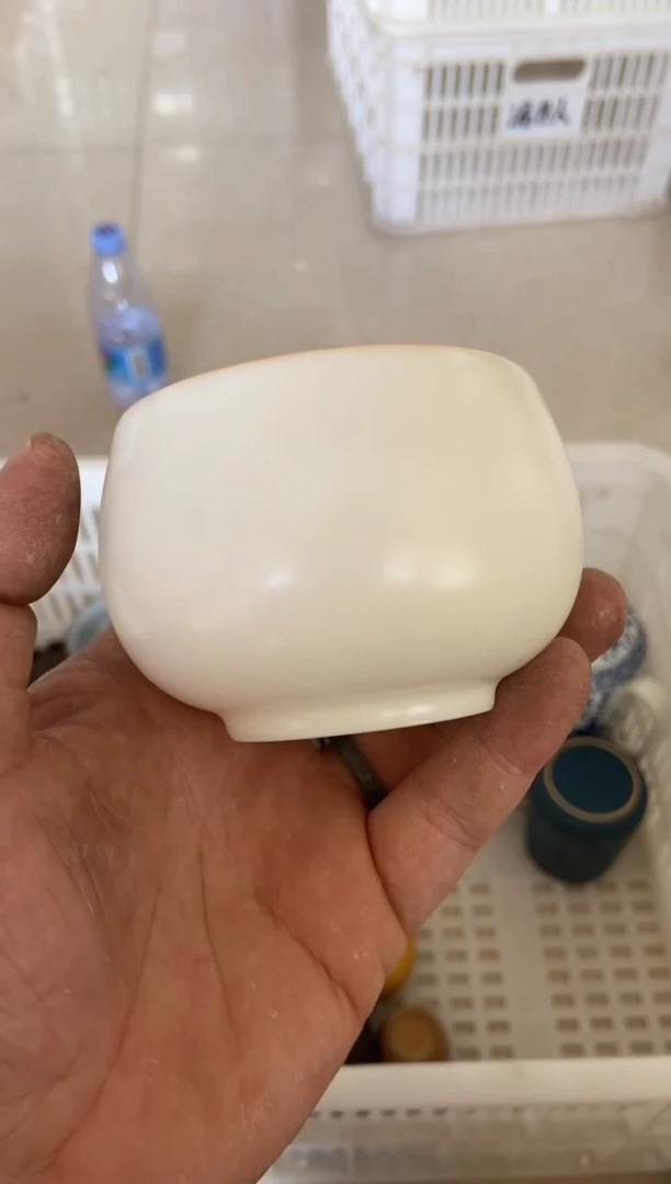 无运费险有瑕疵的摄影的产品有使用过的痕迹有点脏介意勿拍
