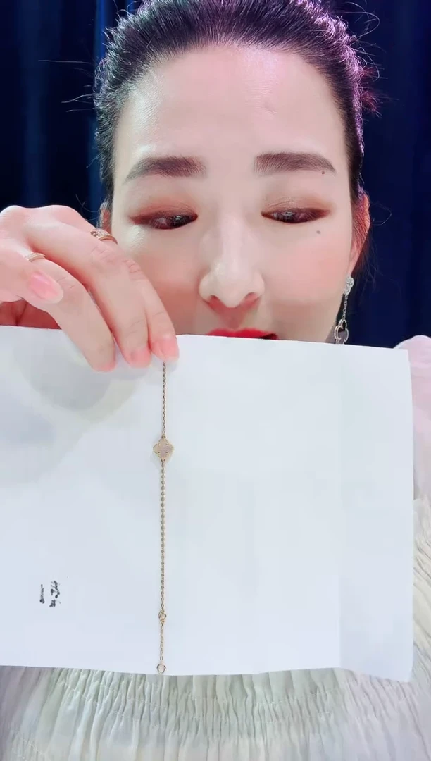 手链贝壳（贝母）18K金镶嵌白色单花手链