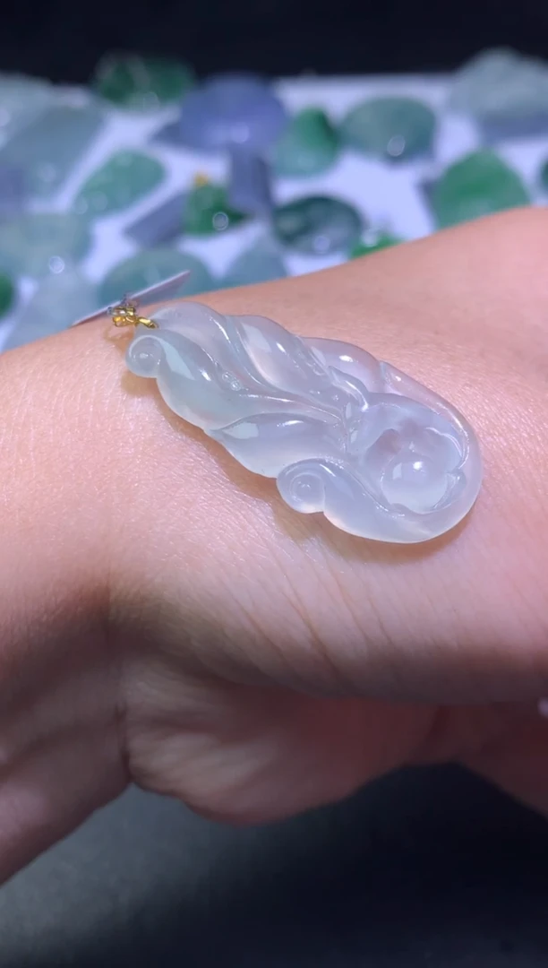 颈饰未镶嵌翡翠净货